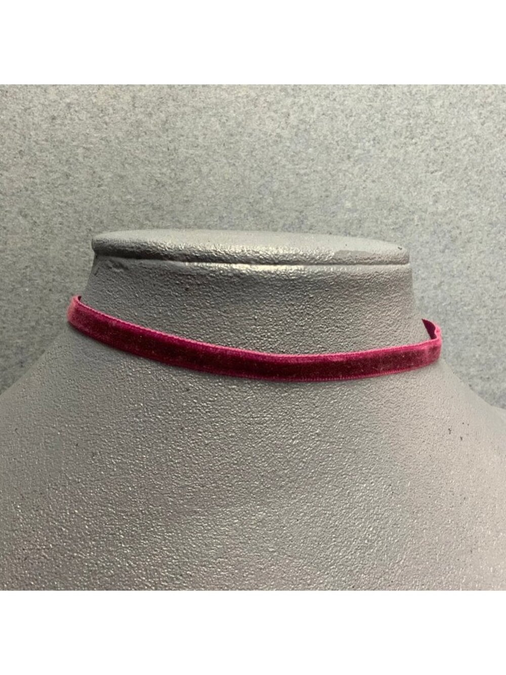 Velvet Choker Necklace 12 In Magenta Purple Gold Chain Retro Boho Vintage Glam
